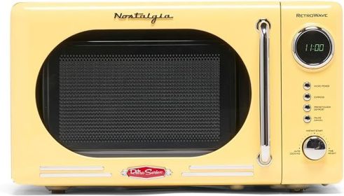 Microwave Oven, Compact Countertop - 0.7 Cu. Ft. - 700-Watts with LED Digital, Child Lock - Easy Clean Interior, Microwave Oven (Color: 0.7 Cu. Ft.Yellow)